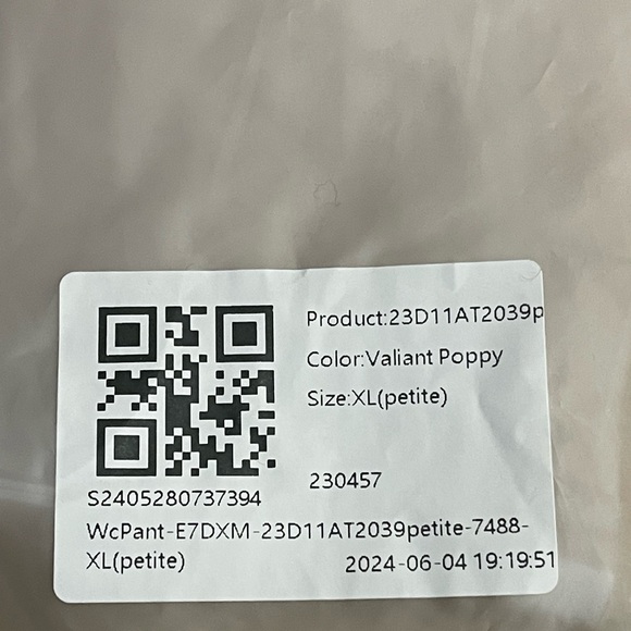 Halara Flex High Waisted Slight Flare Work Pants in Valiant Poppy XL (Petite) - Picture 11 of 11